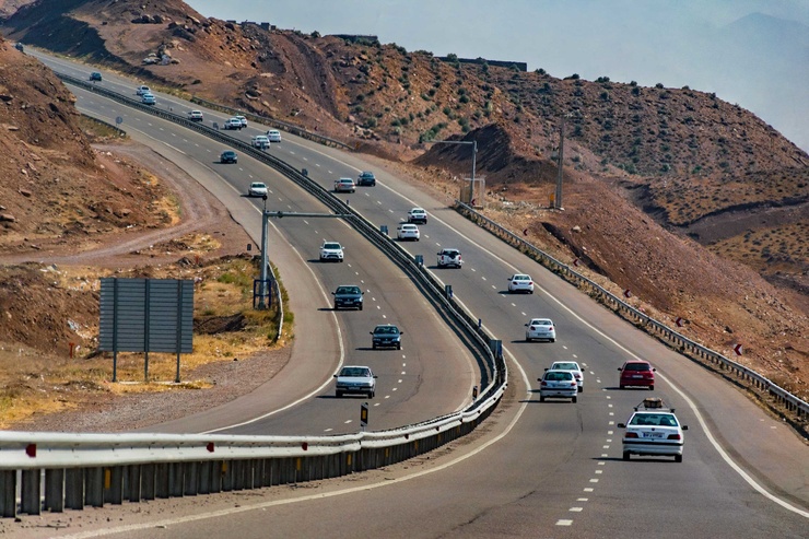 بازگشایی سه جاده اصلی در استان