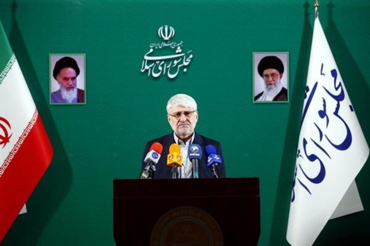 فرهنگی: چون وزارت خارجه نتوانست هماهنگ کند قالیباف نامه رهبری را به روسیه برد