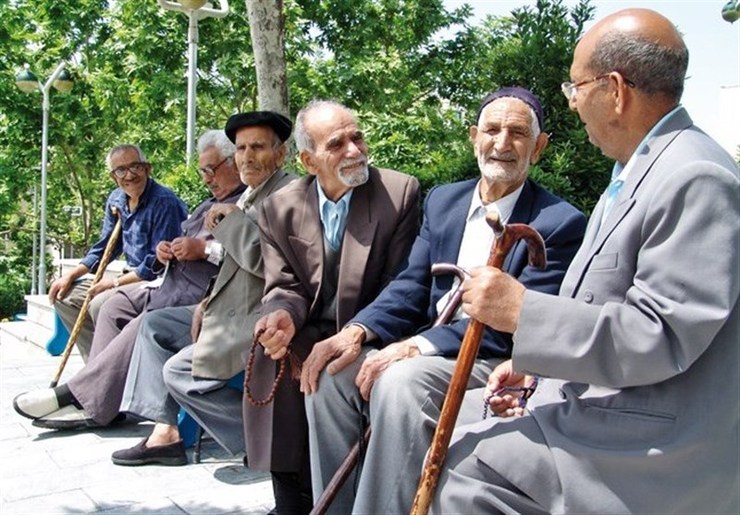 افزایش حق عائله‌مندی و بیمه تکمیلی بازنشستگان کشوری