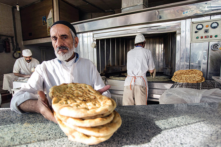 چانه زنی آزادپز‌ها بر سر قیمت نان