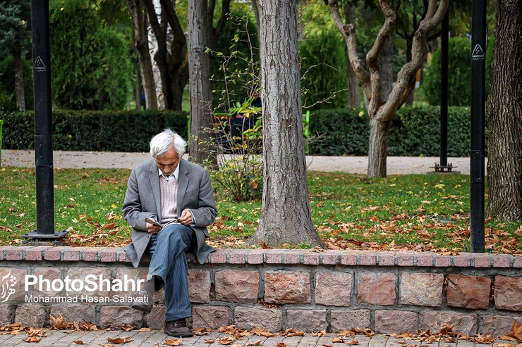 بازنشستگان تأمین اجتماعی باید به حقوقِ حداقلی رضایت دهند