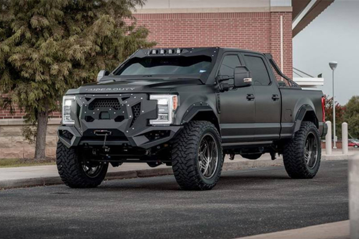 مشخصات خودروی وانت فورد F-250 با چهره برانکو