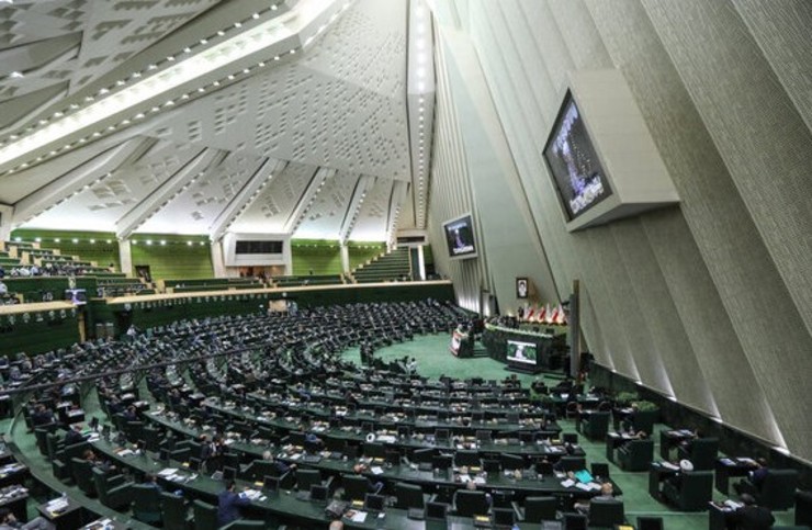 حقوق بازنشستگان بر اساس مصوبه شورای عالی کار تعیین می‌شود (۲۱ فروردین ۱۴۰۱)