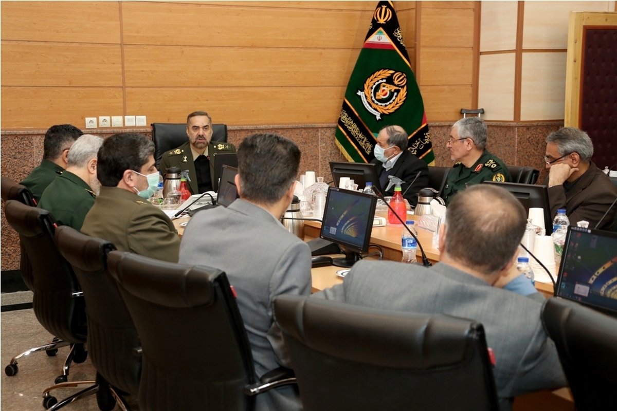 وزیر دفاع: رشد ۸۰ درصدی ارزش تولید محصولات دفاعی در ۶ ماهه نخست امسال| تولید محصولات غیرنظامی ۲ برابر شد