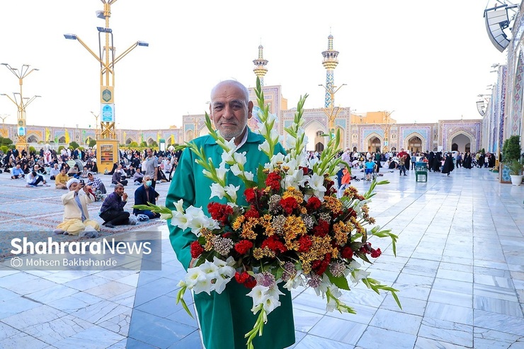 ویژه برنامه‌های شب و روز میلاد امام رضا (ع) در حرم مطهر رضوی اعلام شد