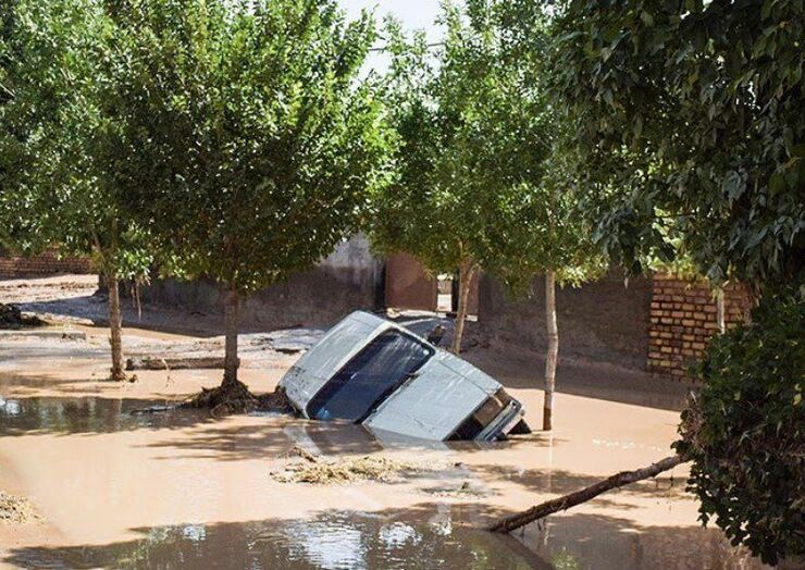 آب و گاز ۲ روستای کلات قطع شد | تلف شدن ۳۰۰ راس دام در سیل امروز