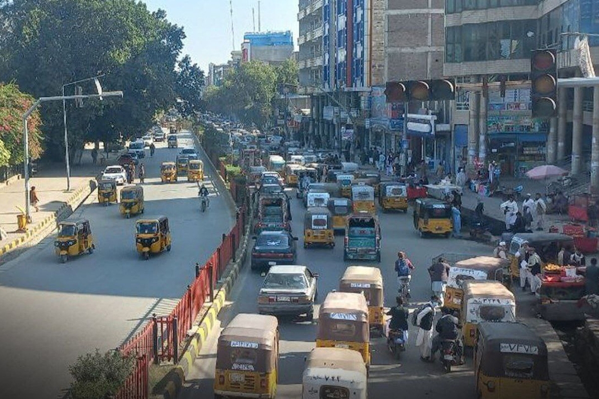 انفجار در جلال‌آباد در شرق افغانستان ۱۰ کشته و زخمی برجای گذاشت