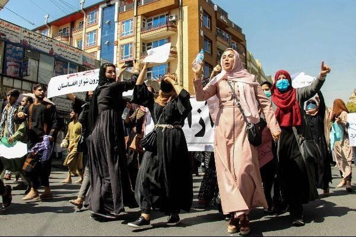 یک مقام آمریکایی خواستار توقف بازداشت خودسرانه زنان در افغانستان شد