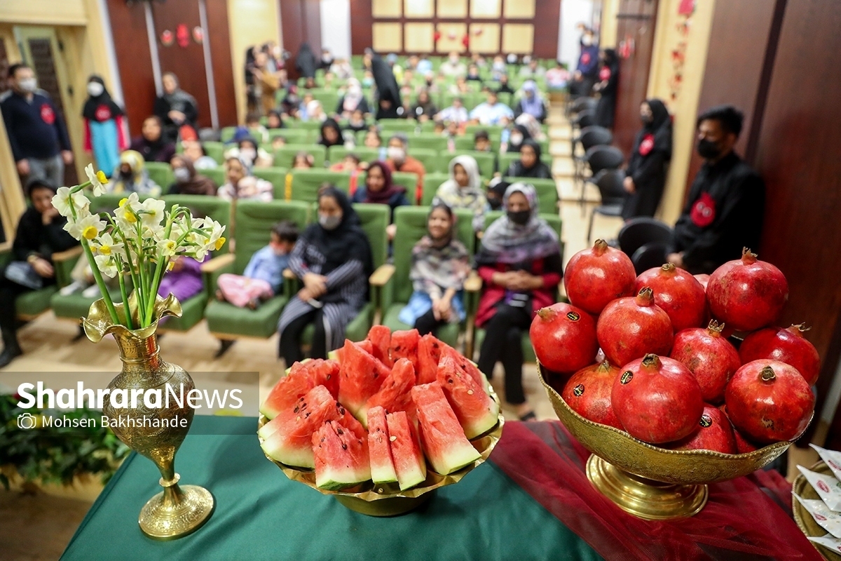 ویدئو | هدیه فرشته‌های لبخند، در یلدای کودکان بیمار بیمارستان اکبر مشهد