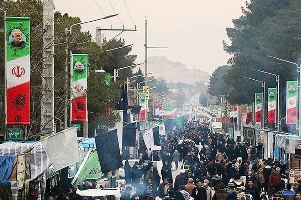 ۸ نفر از مجروحان حمله تروریستی کرمان با دستگاه زنده‌اند | تعدادی کودکان هم میان حادثه‌دیدگان وجود دارد