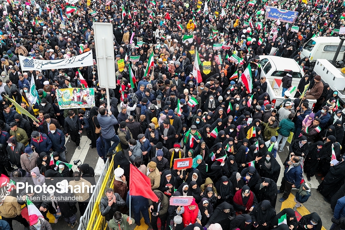 تمهیدات ترافیکی راهپیمایی ۲۲ بهمن ۱۴۰۲ در تهران اعلام شد | تردد و توقف در کدام معابر ممنوع است؟