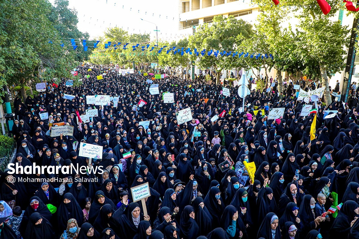 حماسه غیرت در اجتماع مدافعان حریم خانواده| مشهدی ها، خروش پدرانشان را در «گوهرشاد» گرامی داشتند+ فیلم