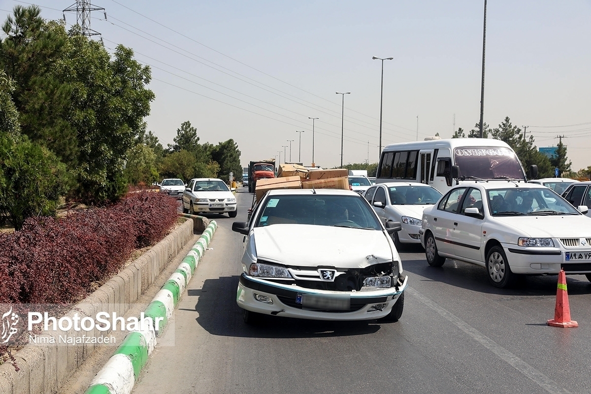 ۵۸۹ دستگاه متخلف و حادثه‌ساز در مشهد اعمال قانون شدند (۳۱ مردادماه ۱۴۰۲)