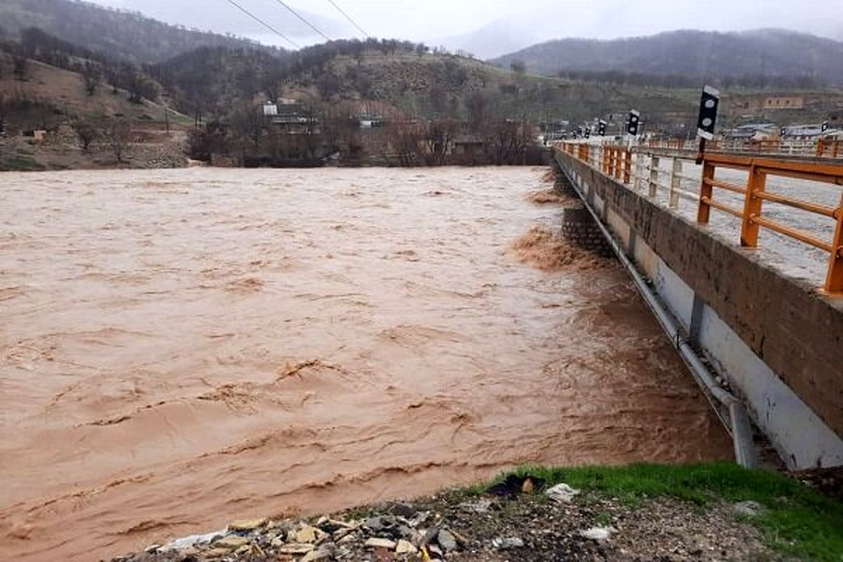 ویدئو| طغیان رودخانه اسفند درغرب شهرستان فنوج سیستان و بلوچستان بر اثر بارندگی