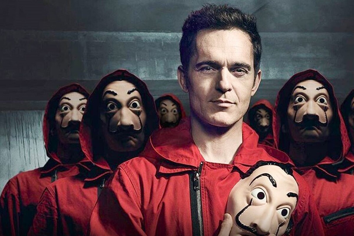 کاراکتر‌ سریال جذاب Money Heist روی پوستر یک مجموعه جدید + عکس