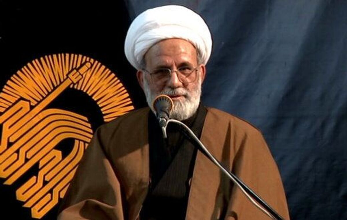 امام جمعه موقت مشهد: حضور میلیونی مردم در مراسم تشییع شهدای خدمت، پیامی برای جبهه استکبار داشت