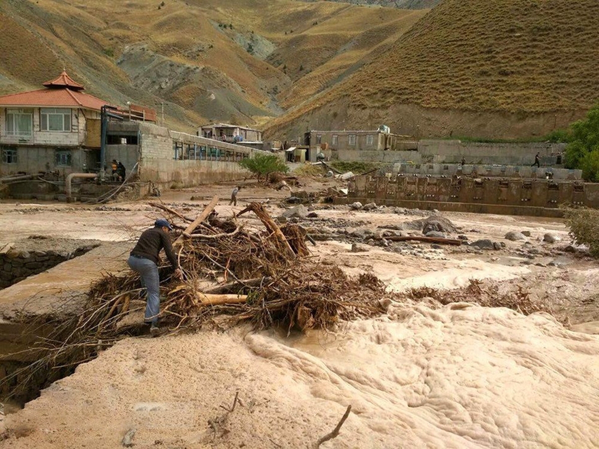 از ابتدا تا نهم تیرماه ۱۴۰۳، شش نفر در سیل رودبار جان خود را از دست دادند