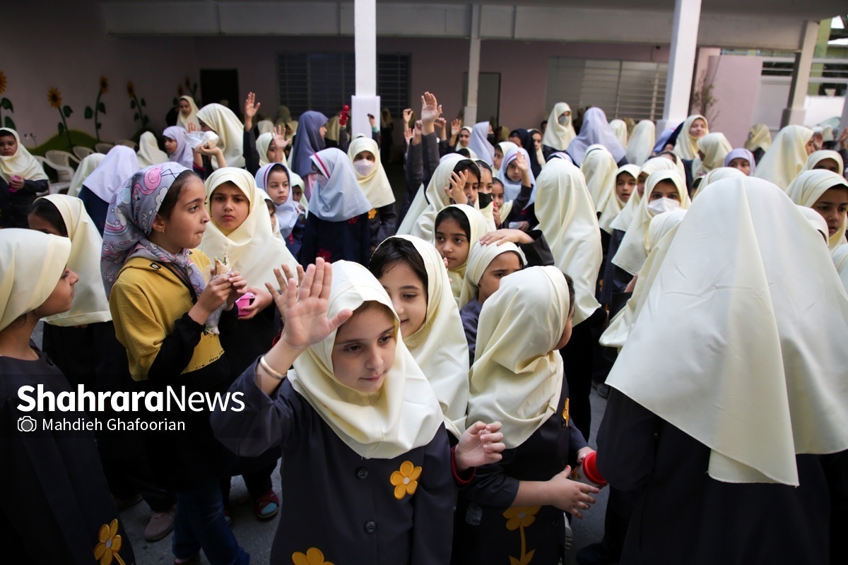 زنگ آغاز سال تحصیلی در کشور نواخته شد | رئیس جمهور خطاب به دانش آموزان: به فکر مردم باشید تا فردا را بسازید